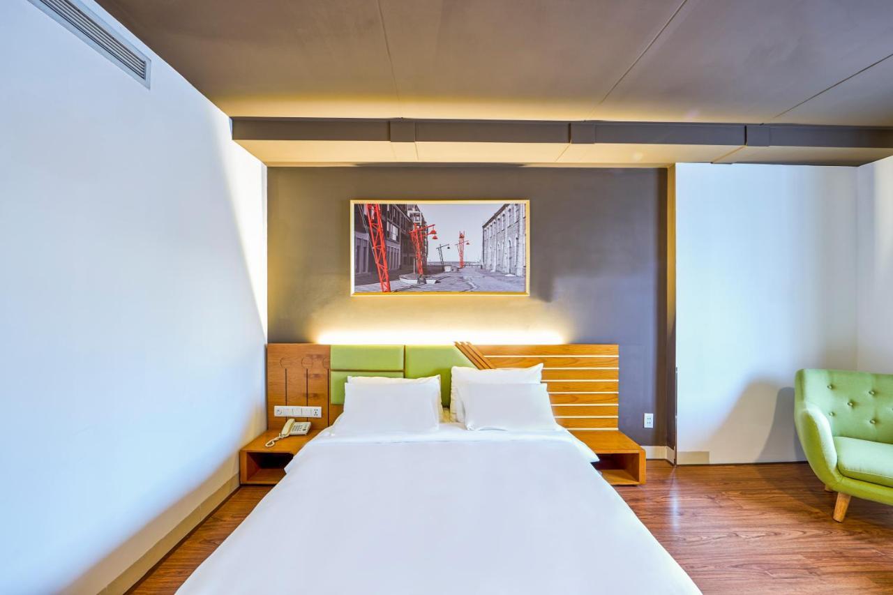 The Noble Swan Hotel Saigon Ho Chi Minh-stad Buitenkant foto